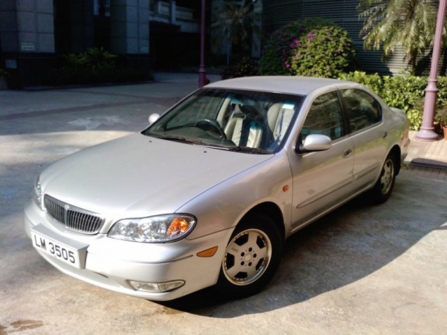 NISSAN CEFIRO 2000