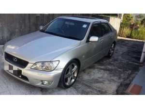 LEXUS IS300